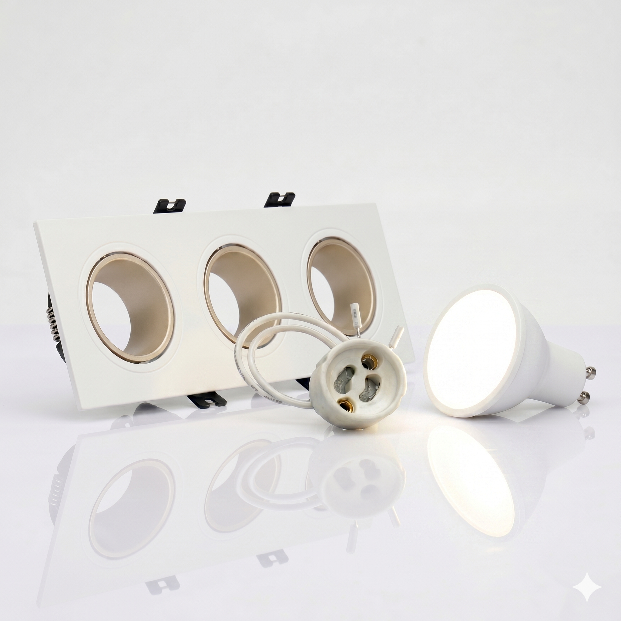 Kit downlight cuadrado basculante triple Bajo UGR + Portalámpara + Bombilla GU10