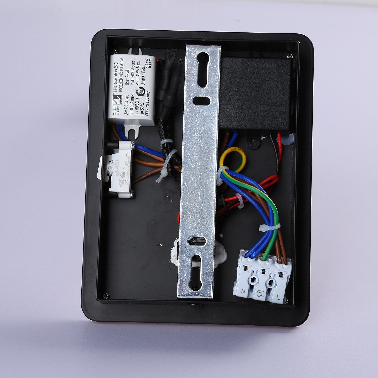 Aplique de pared flexible para lectura con puerto USB "LONDON USB" - Chip CREE - 3W