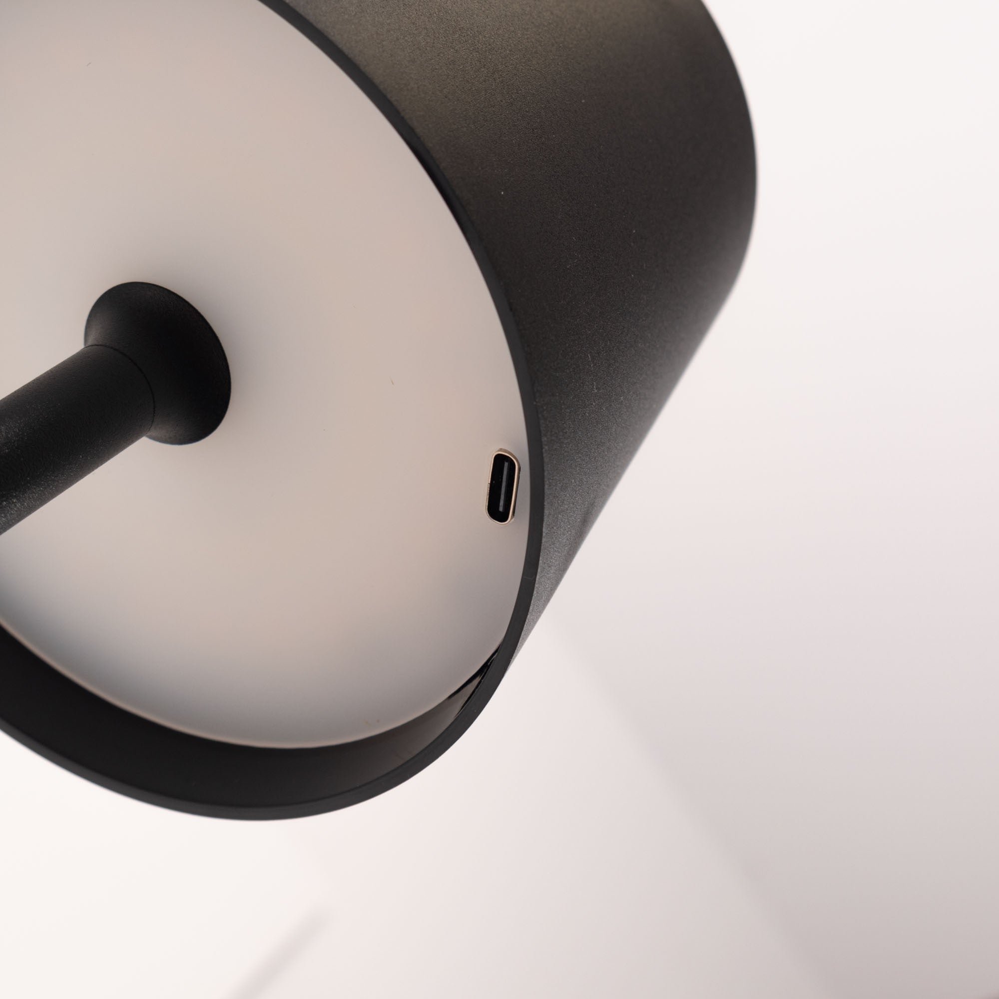 Lámpara de mesa portátil LED CCT "Laura" - 1,5W - Táctil - Intensidad regulable