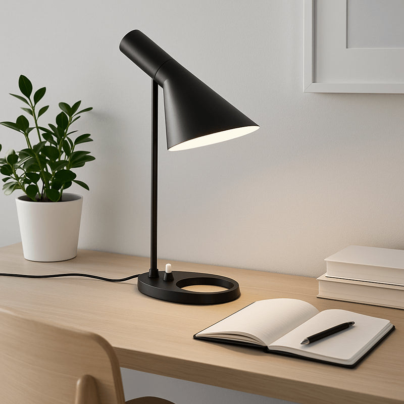 Lampara de mesa de diseño "Marlene"